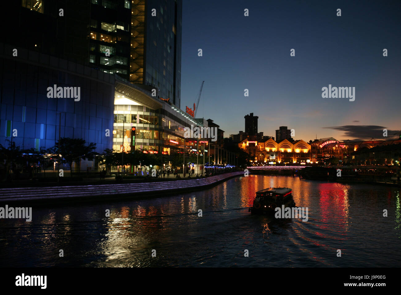 Singapore,island,town,skyline,centre,Boat Quay,bank fourth,night