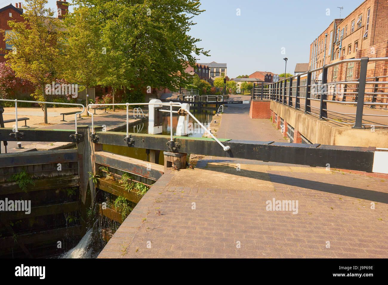 Meadow Lane Lock on the Nottingham Beeston Canal, Nottingham, Nottinghamshire, east Midlands, England Stock Photo