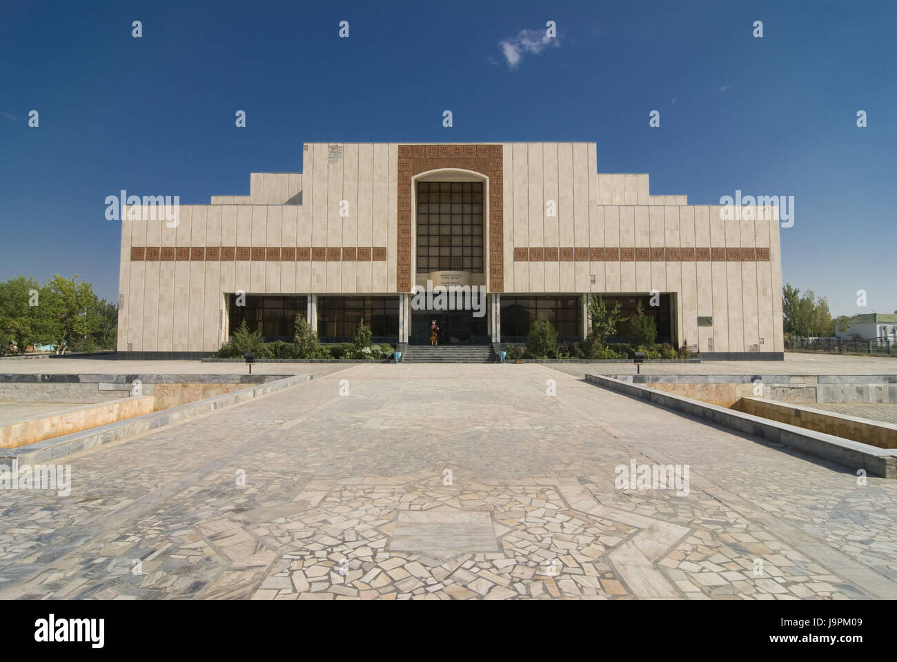 Sawitzki karakalpakstan art museum hi-res stock photography and images ...