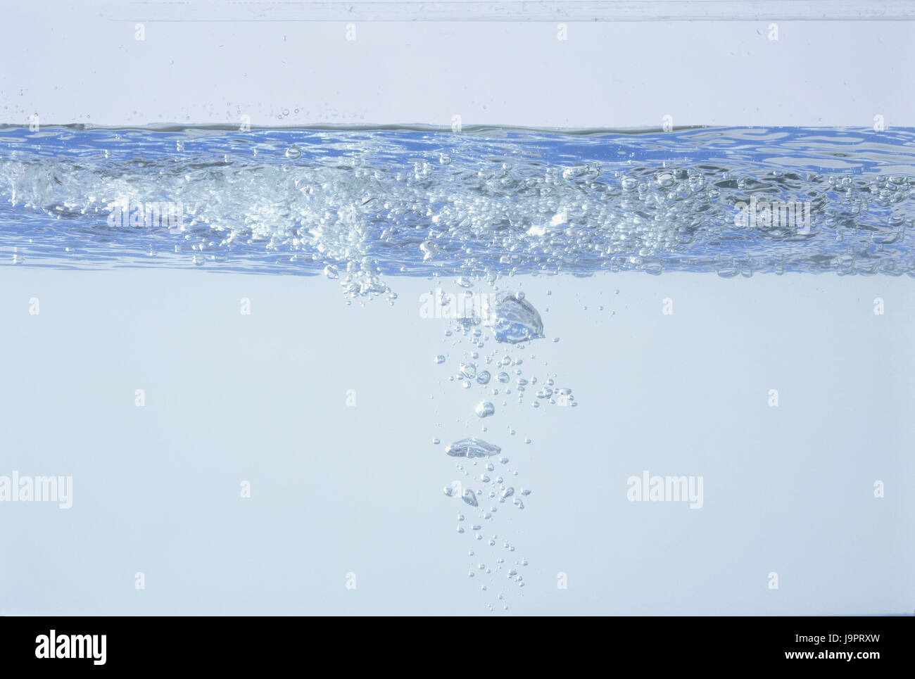 Water,air bubbles,water vessel,cross section,underwater recording,water