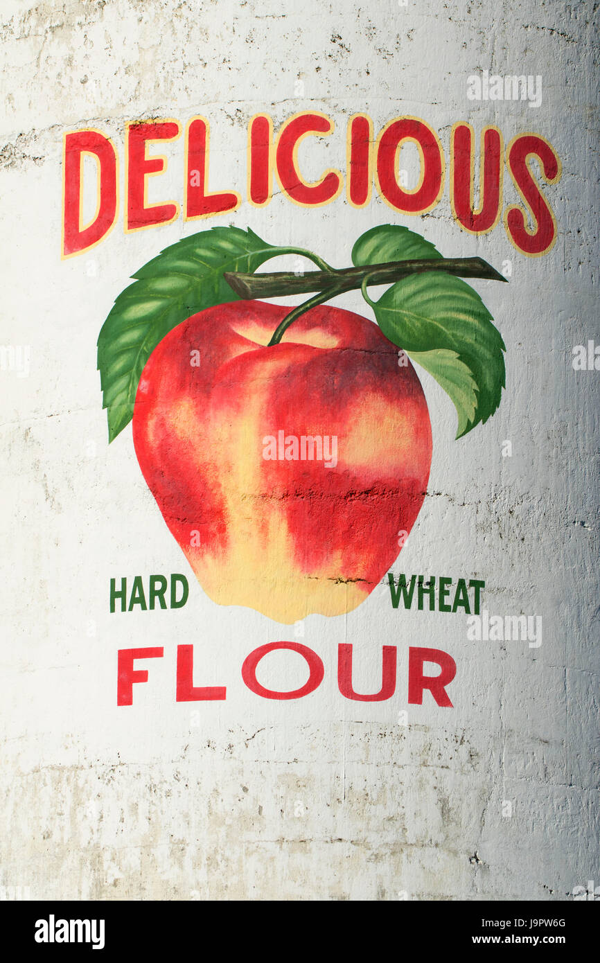 Thompson's Mills grain bin, Thompson's Mills State Park, Oregon Stock