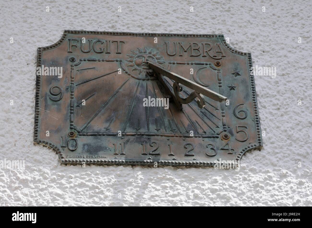 Sun Dial on Thames House at Marlow Lock , Marlow, Buckinghamshire, Stock Photo
