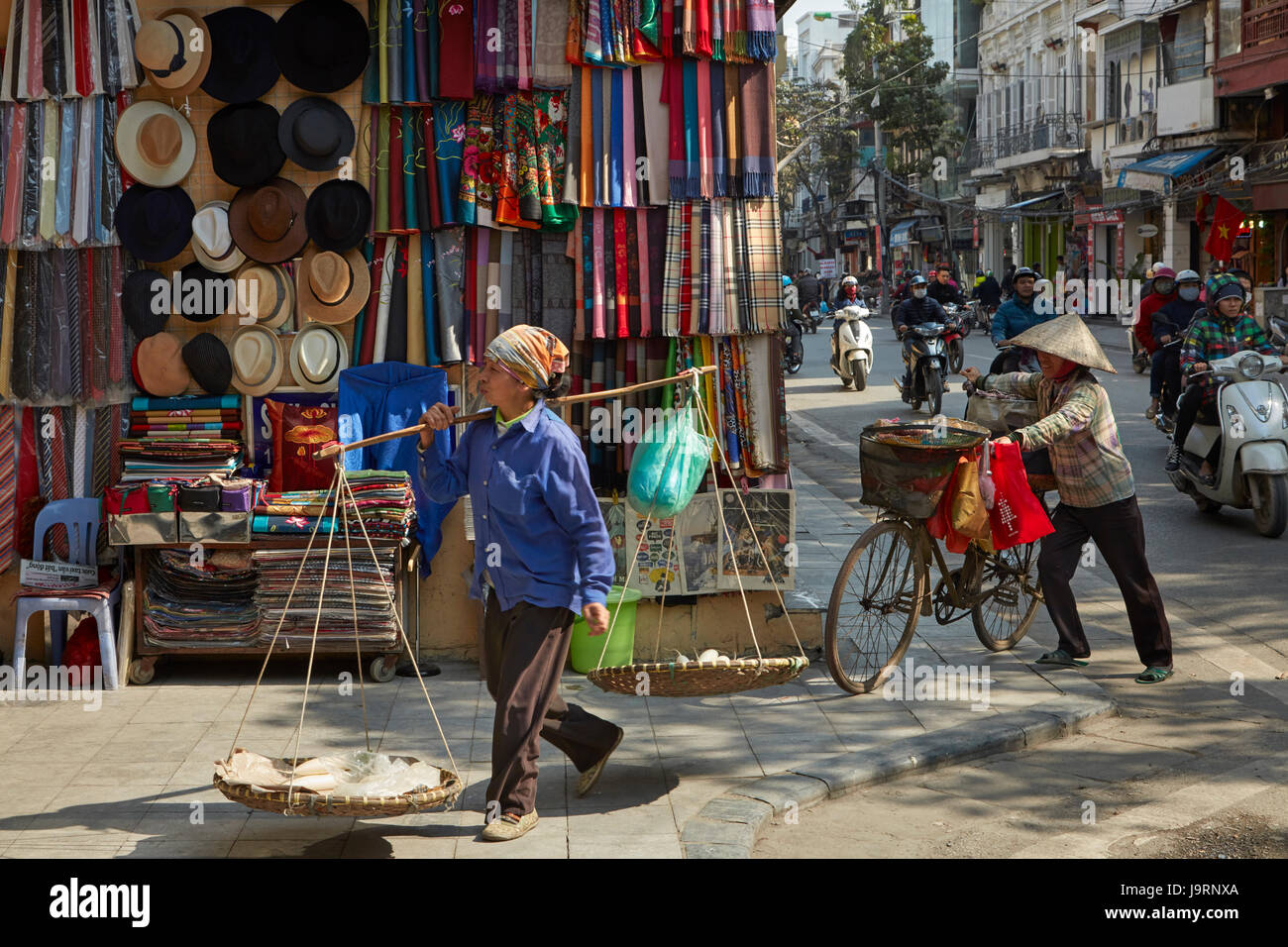 Street vendors, Old Quarter, Hanoi, Vietnam Stock Photo