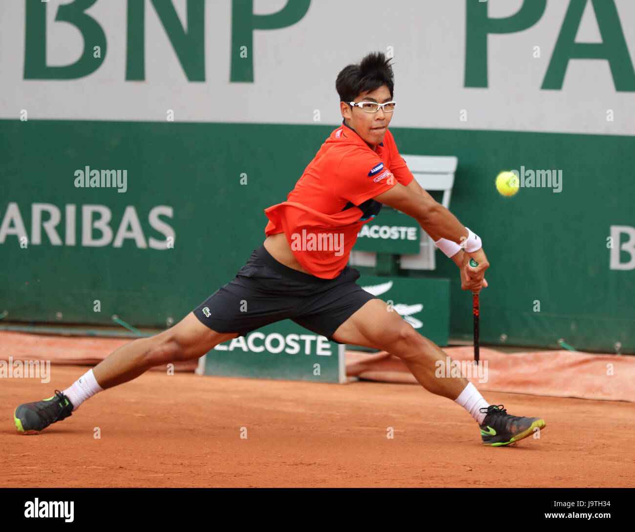 Paris, France. 03rd June, 2017. Korean tennis player Hyeon Chung is in  action during his 3rd round match at the ATP French Open in Roland Garros  Stadium vs Japanese tennis player Kei