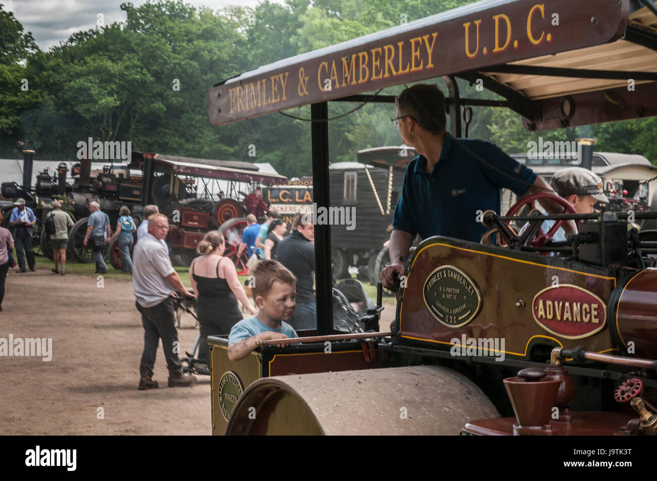 Hadlow Down, Uckfield, East Sussex, UK. 3rd June, 2017. A glorious Family day at the 52nd annual event at Tinkers Park one of the oldest events of its type in the South of England.Credit: Stock Photo
