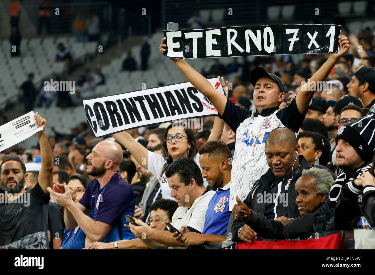 Corinthians Football Fan High Resolution Stock Photography And Images Alamy