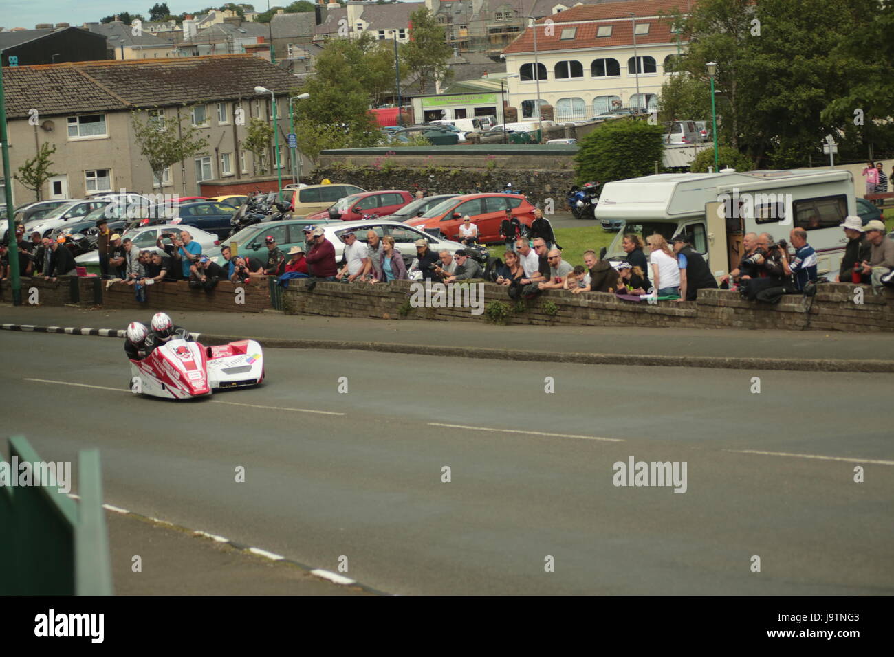 Isle of Man TT Races, Qualifying Practice Race, Saturday 3 June 2017.Sidecar qualifying session. Number 8 Karl Bennett and  Maxime Vasseur on their 600cc Suzuki sidecar of the Bennett Racing  team  Credit: Eclectic Art and Photography/Alamy Live News. Stock Photo