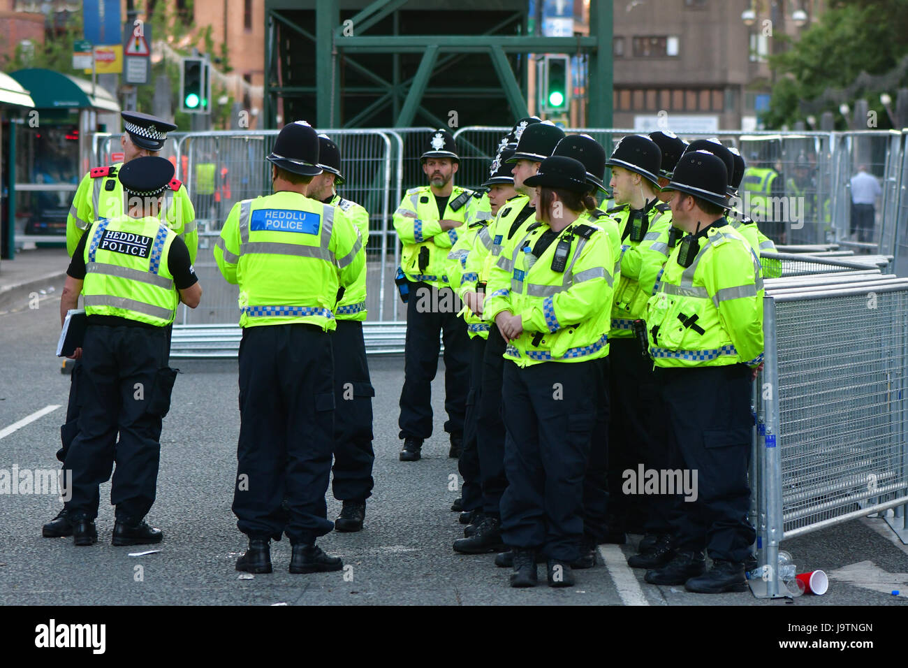 CARDIFF, UK. 3rd June, 2017. Large group of police during Champions League Final. British security services on high alert as hundreds of thousands of fans enjoy football in the capital of Wales Credit: Ian Redding/Alamy Live News Stock Photo