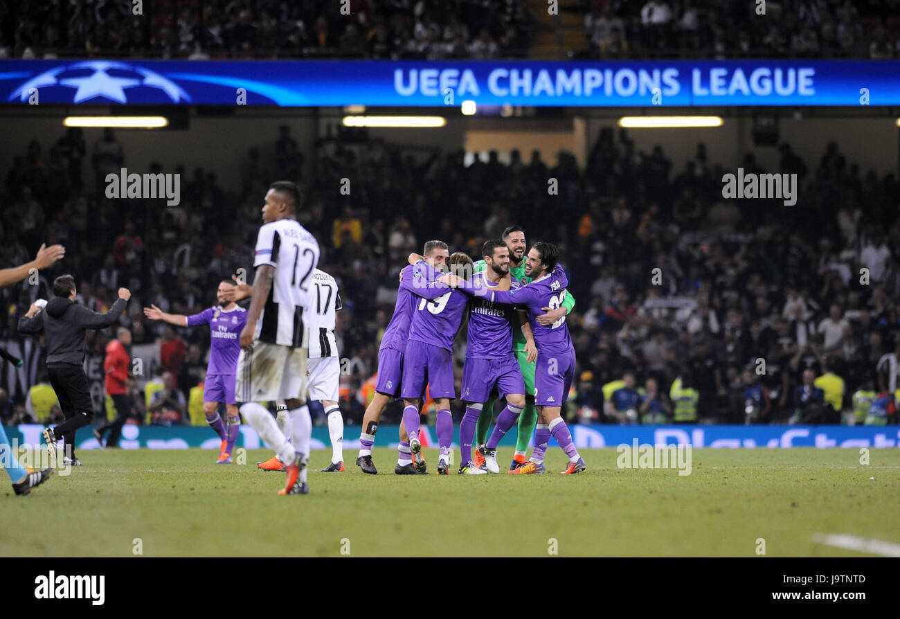 Real Madrid players celebrate at the final whistle after winning the ...