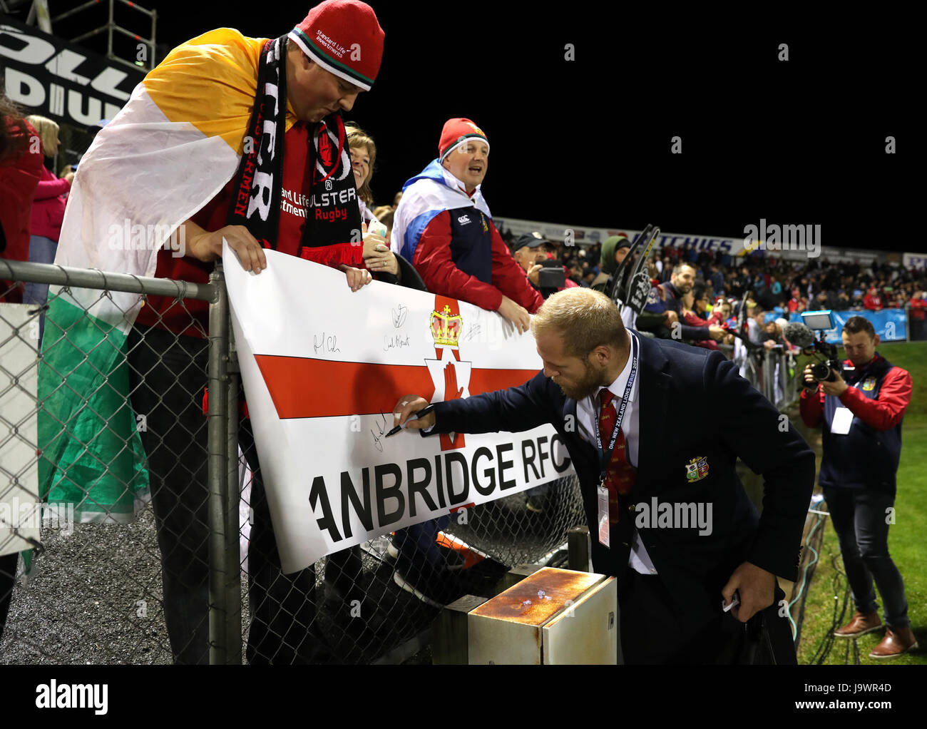 British And Irish Lions James Haskell Signs A Fans Banner Prior