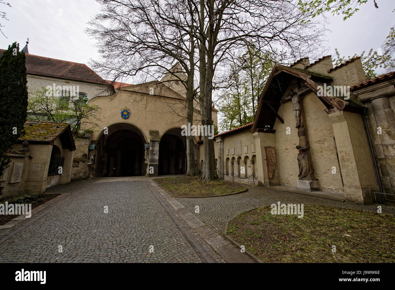 Benediktinerkloster.Fürstliches Schloss Thurn und Taxis in Regensburg,kreisfreie Stadt in Ostbayern. Stock Photo