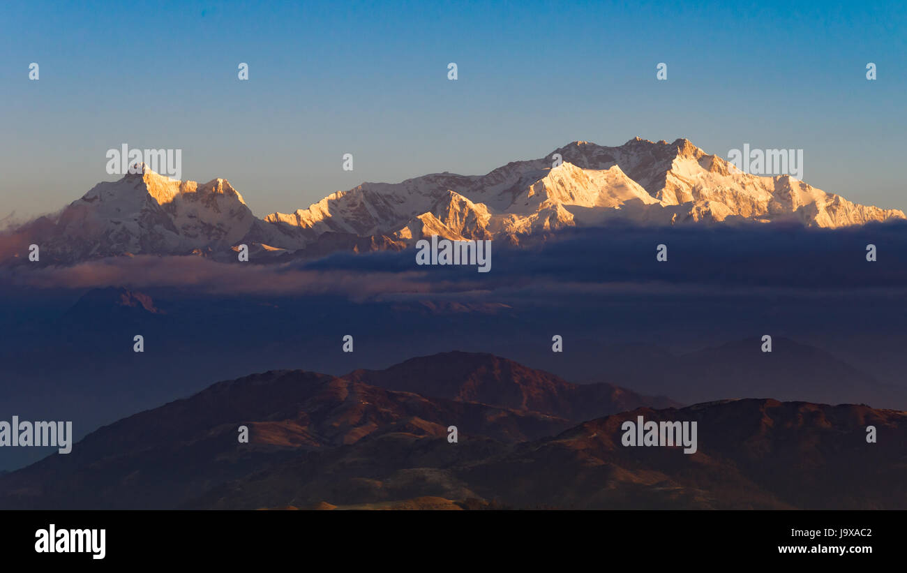 Mt. Kanchenjunga at sunrise viewed from Sandakphu, Darjeeling, India Stock Photo