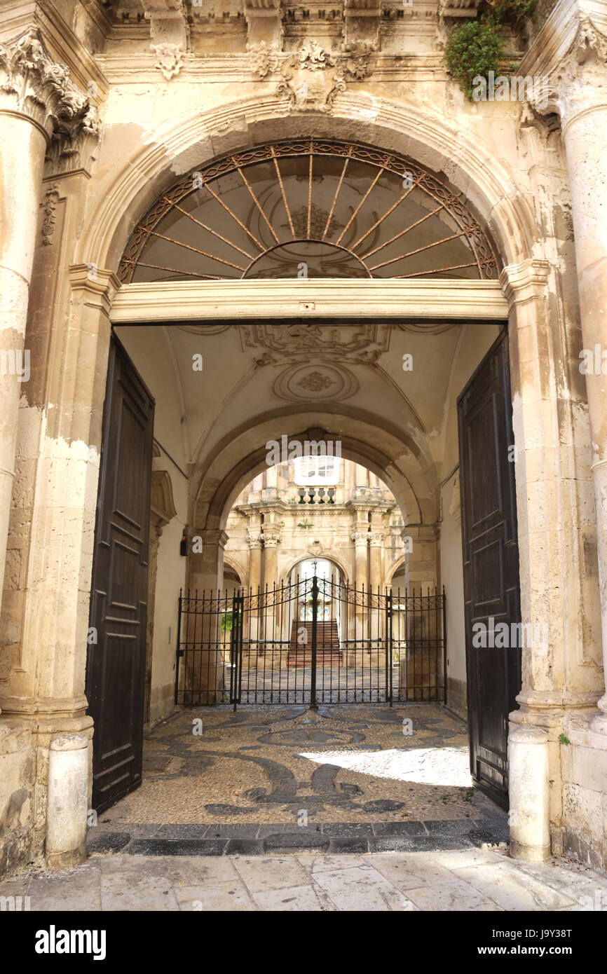 palazzo beneventano del bosco syracuse Stock Photo - Alamy