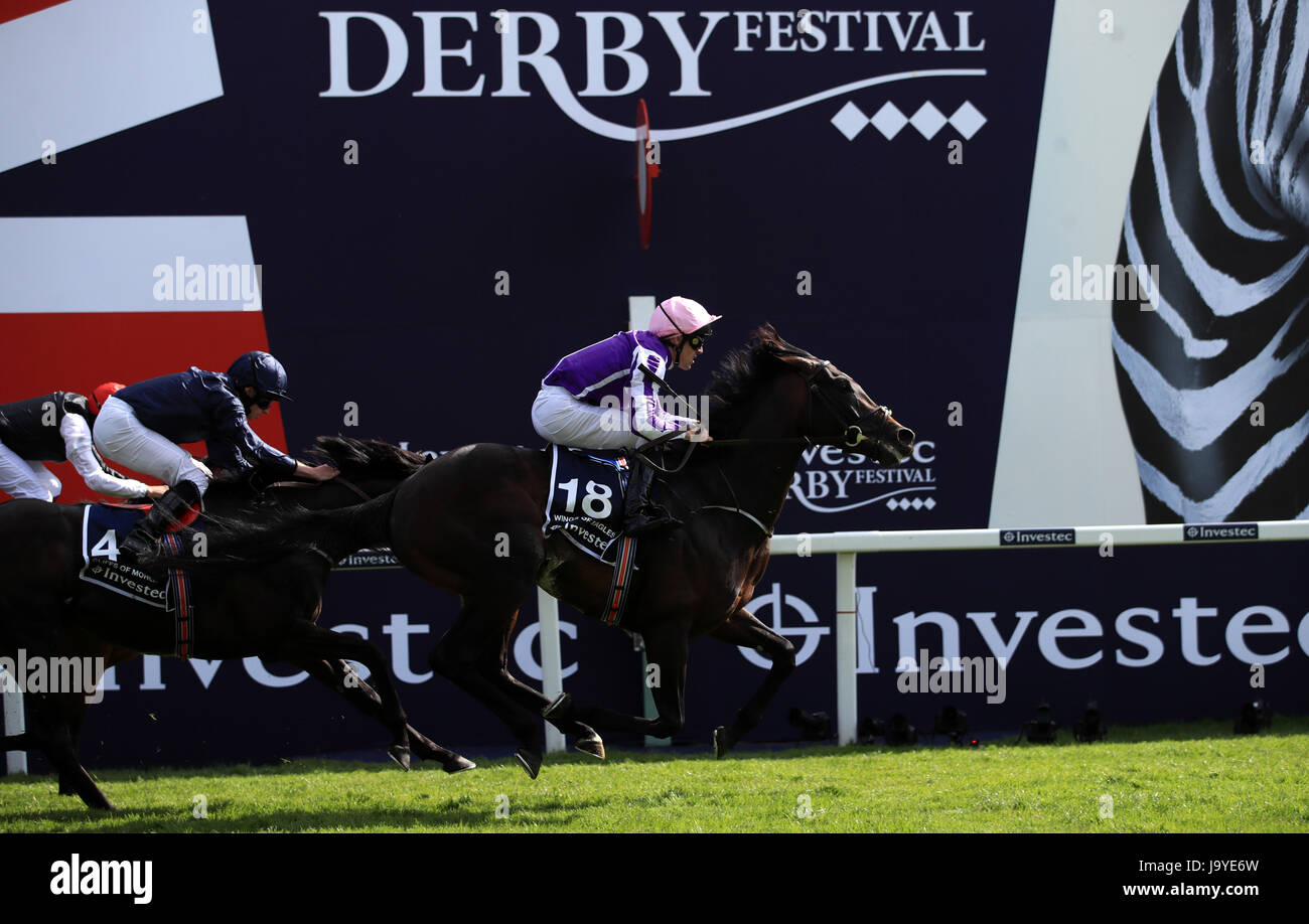 On eagles wings hires stock photography and images Alamy