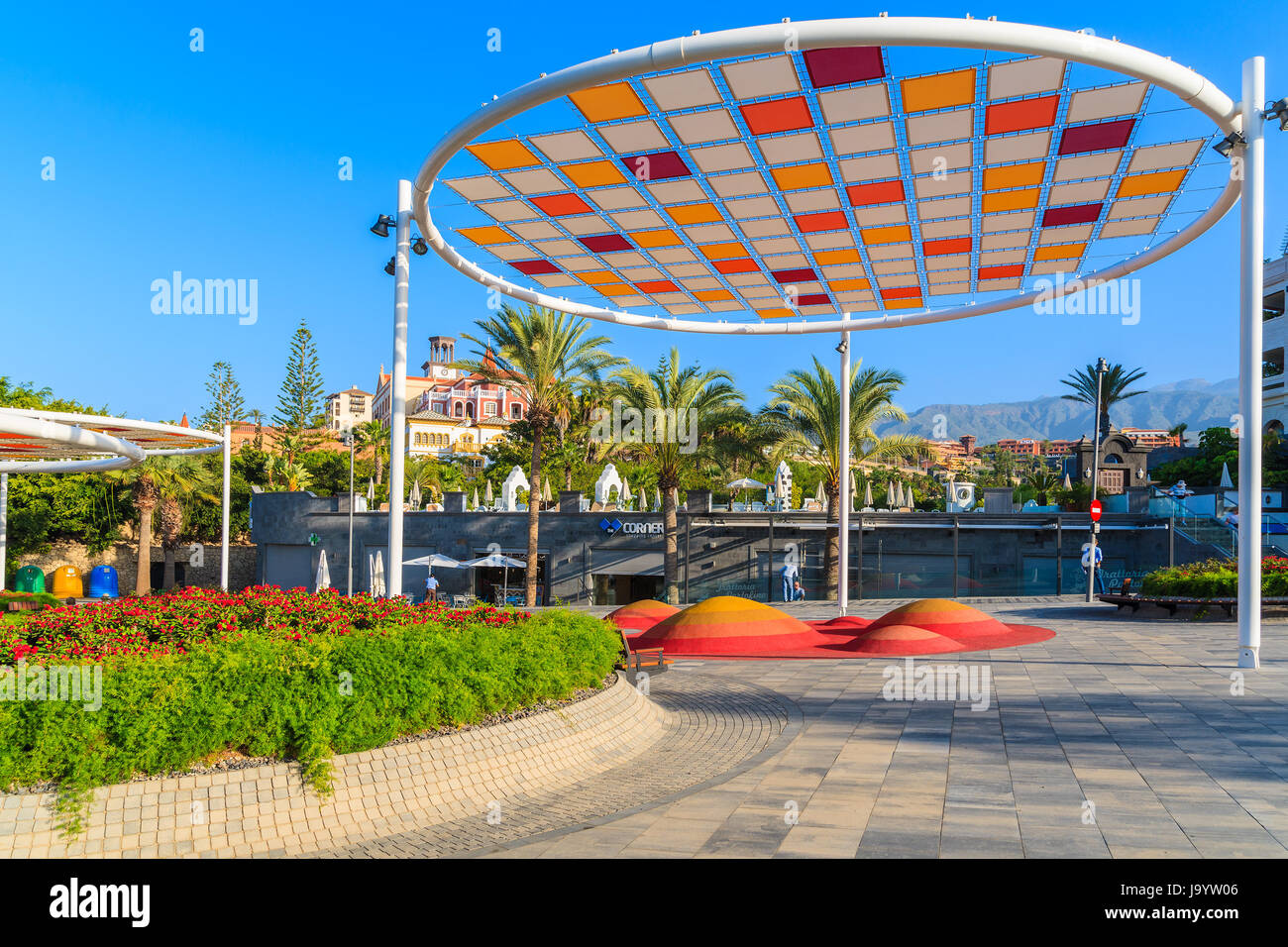 Mall tenerife shopping centre hi-res stock photography and images - Alamy