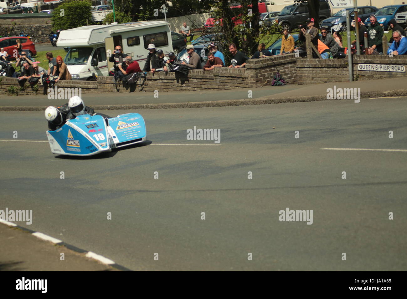 Isle of Man TT Races, Sidecar Qualifying Practice Race, Saturday 3 June 2017.Sidecar qualifying session. Number 19, Darren Hope and Shaun Parker of the Apache Construction/Bar Logo team from Jurby, Isle of Man on a 600cc Ireson Honda sidecar. Credit: Eclectic Art and Photography/Alamy Live News Stock Photo
