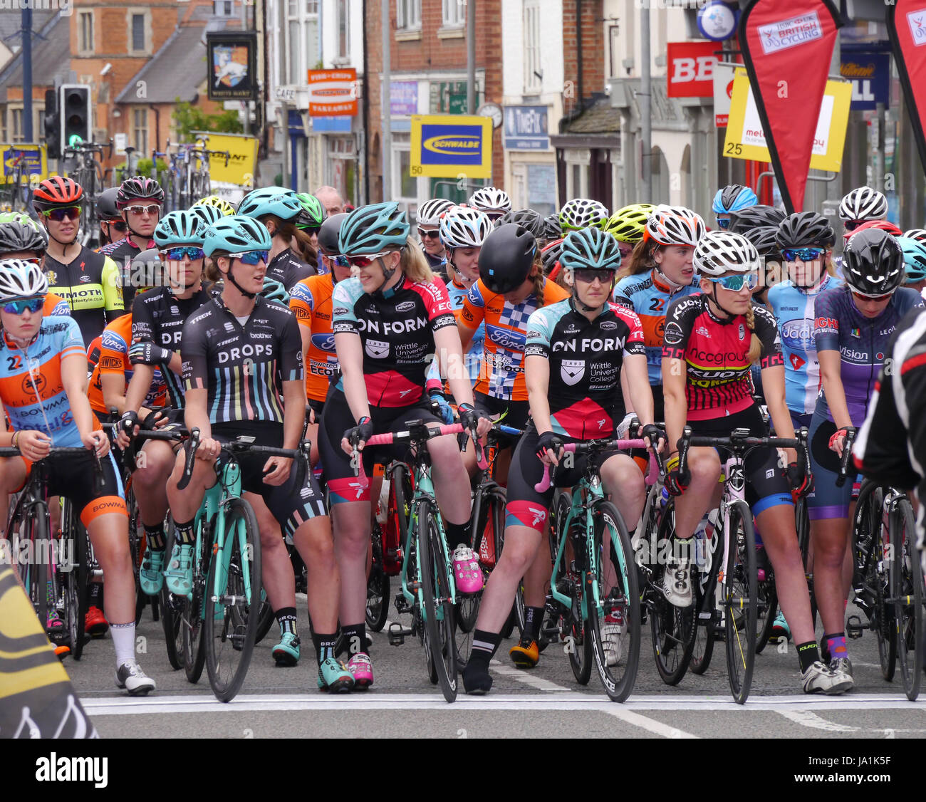 Womens bike race hires stock photography and images Alamy