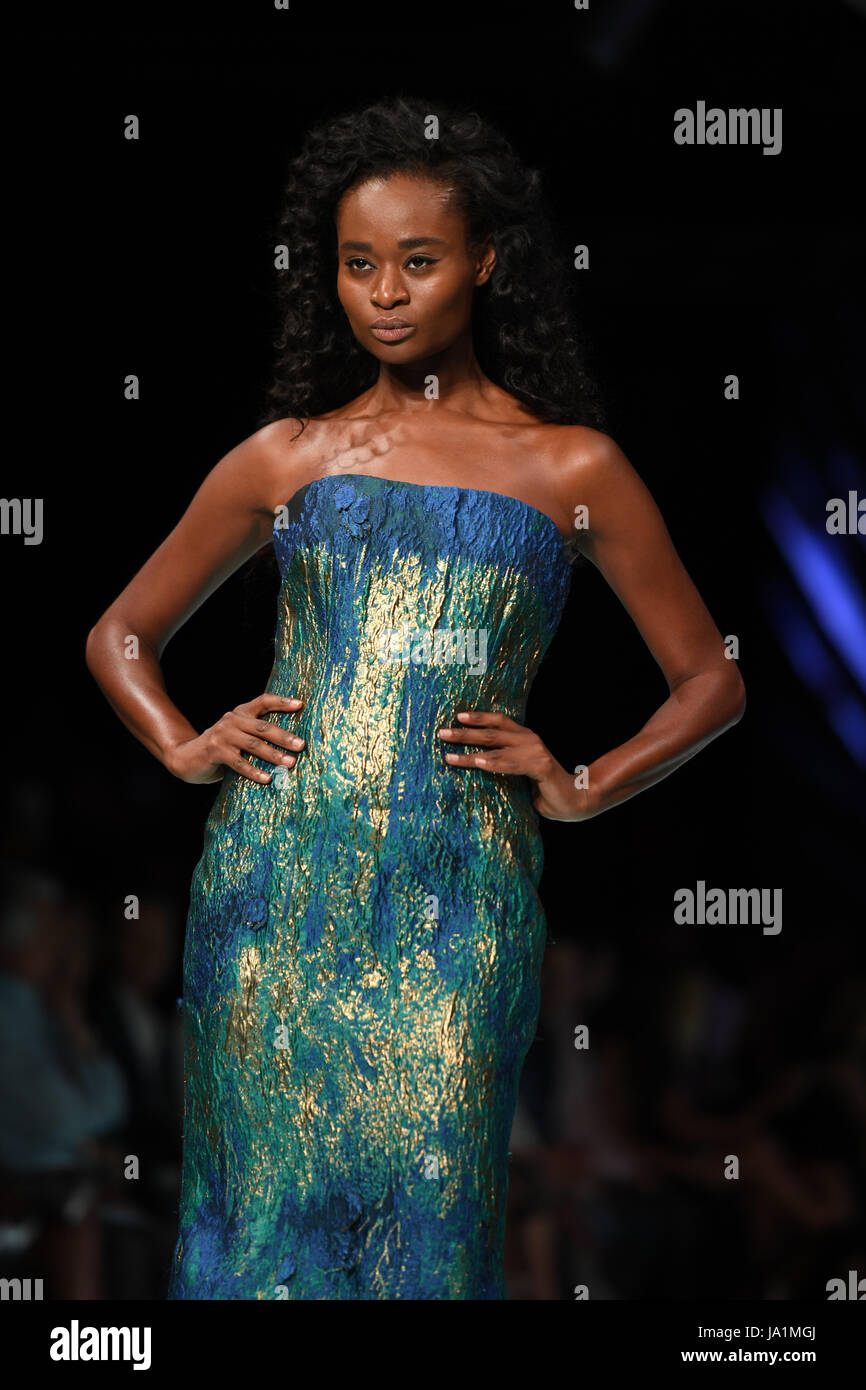 Rene ruiz cheap couture