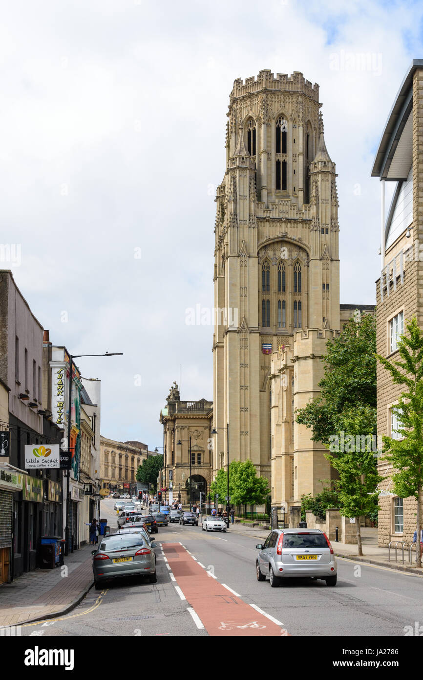 Bristol, England, UK - July 17, 2016: The University of Bristol's Wills Memorial Building, a landmark on the hilltop in central Bristol. Stock Photo