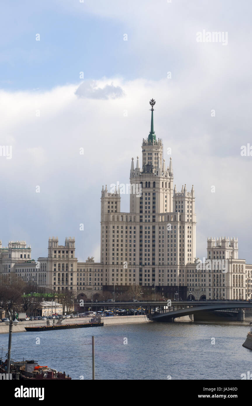 Moscow, Russia: view of the Kotelnicheskaya Embankment Building, one of the Seven Sisters group of skyscrapers designed in in the Stalinist style Stock Photo