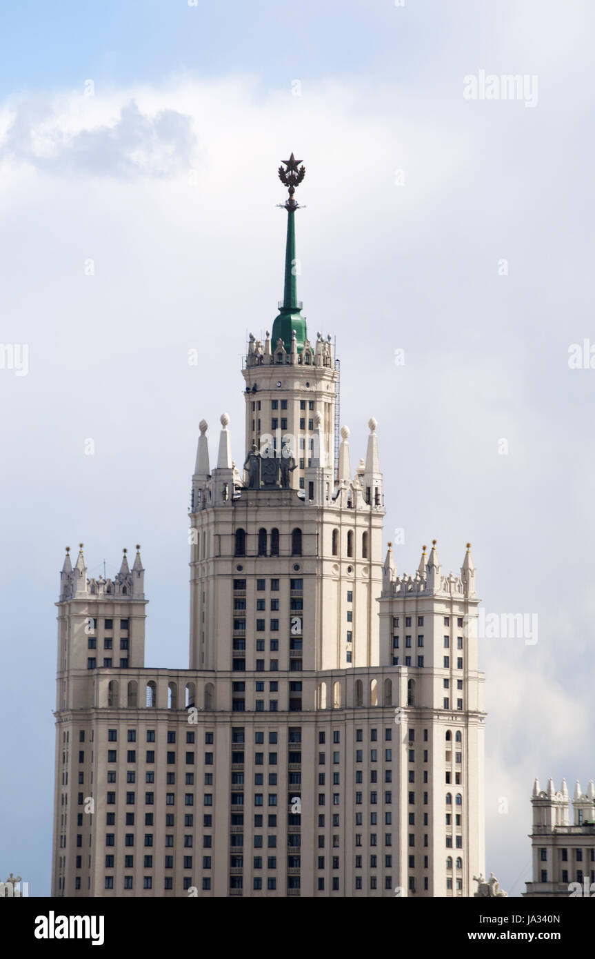 Moscow, Russia: view of the Kotelnicheskaya Embankment Building, one of the Seven Sisters group of skyscrapers designed in in the Stalinist style Stock Photo
