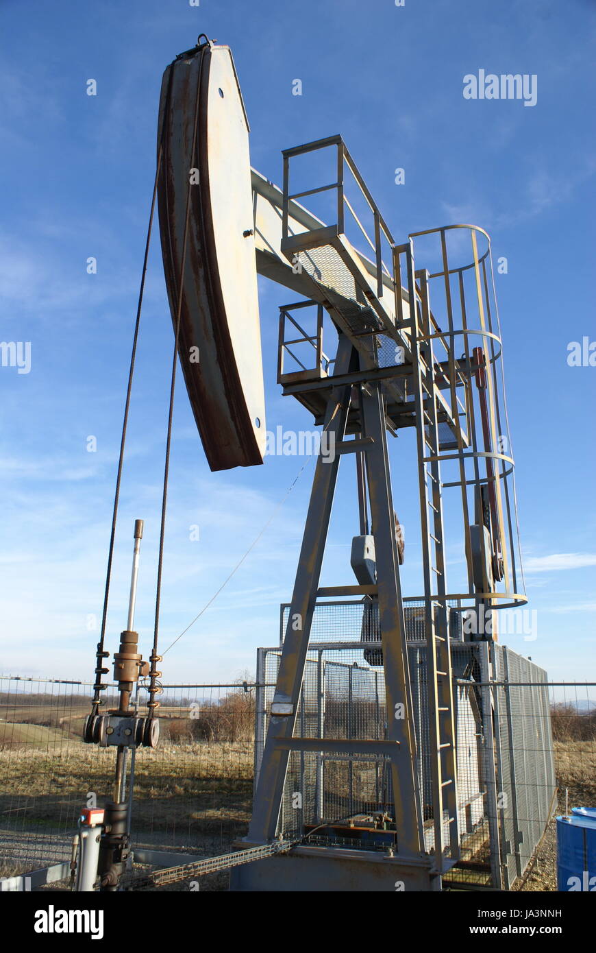 raw material, diesel, petrol, natural gas, crude oil, drilling derrick, Stock Photo