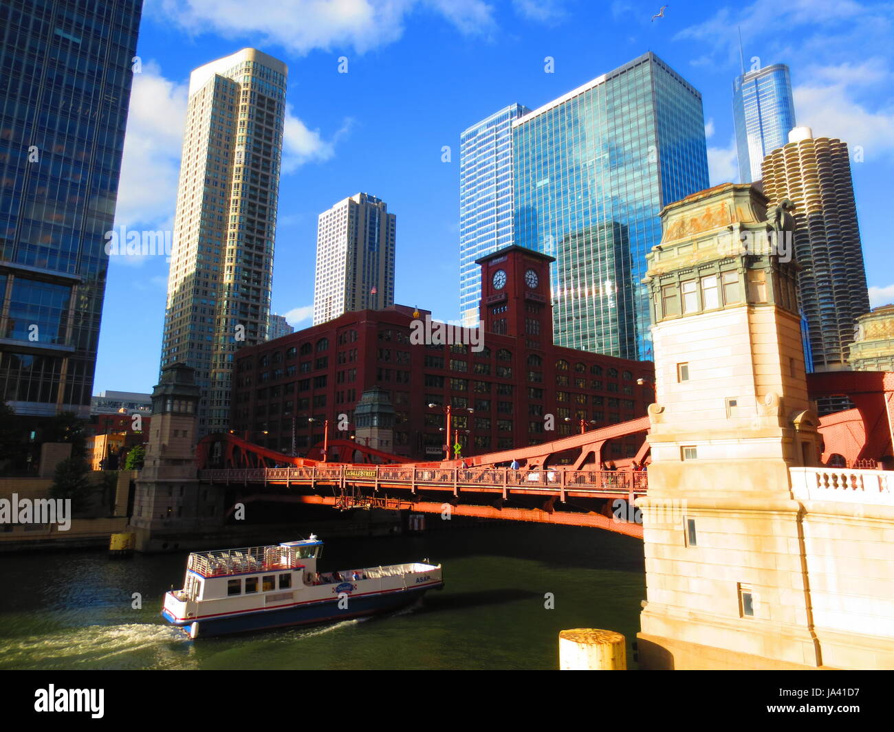 bridge, usa, america, skyline, river, water, rowing boat, sailing boat, Stock Photo