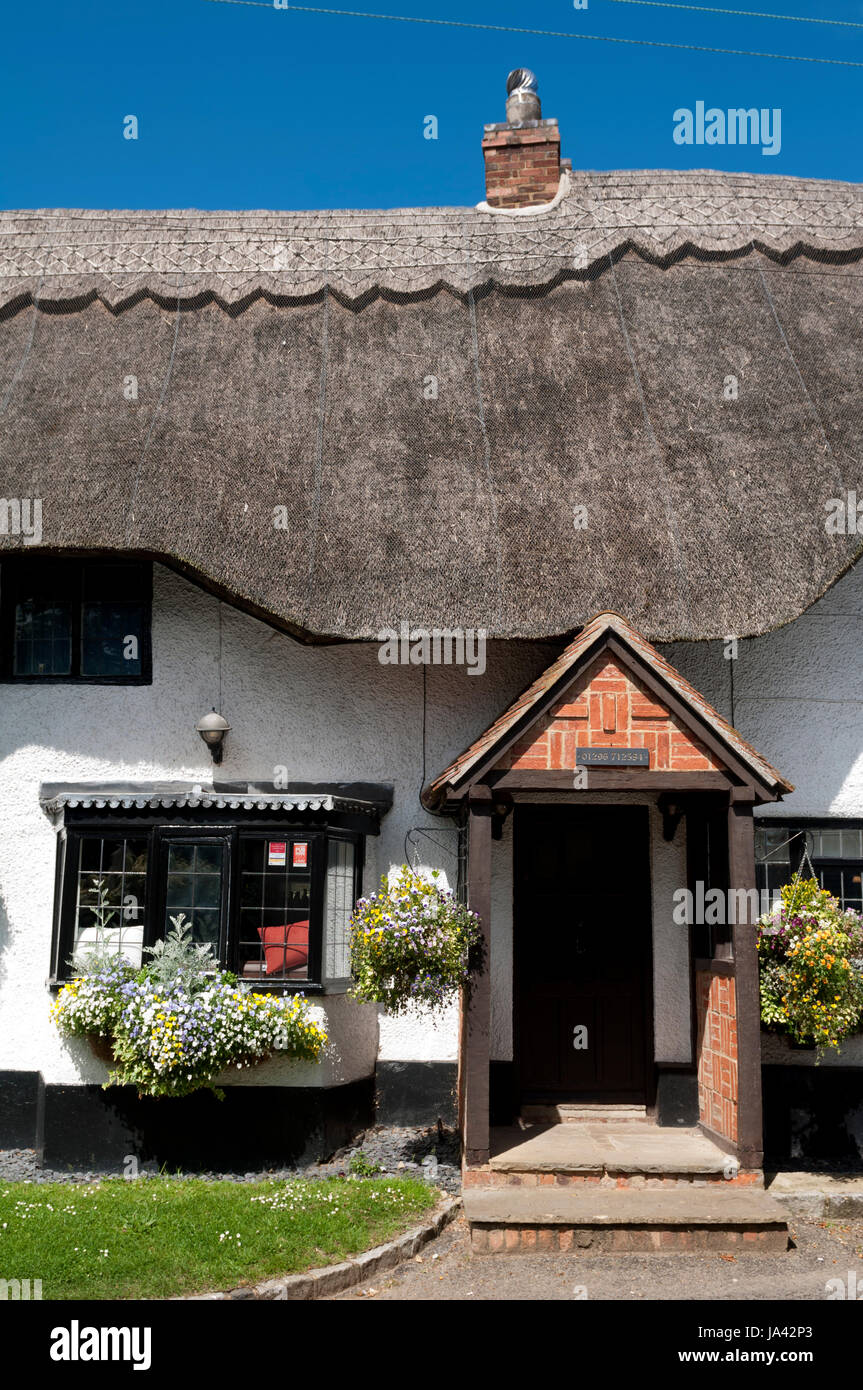 The Old Thatched Inn, Adstock, Buckinghamshire, England, UK Stock Photo