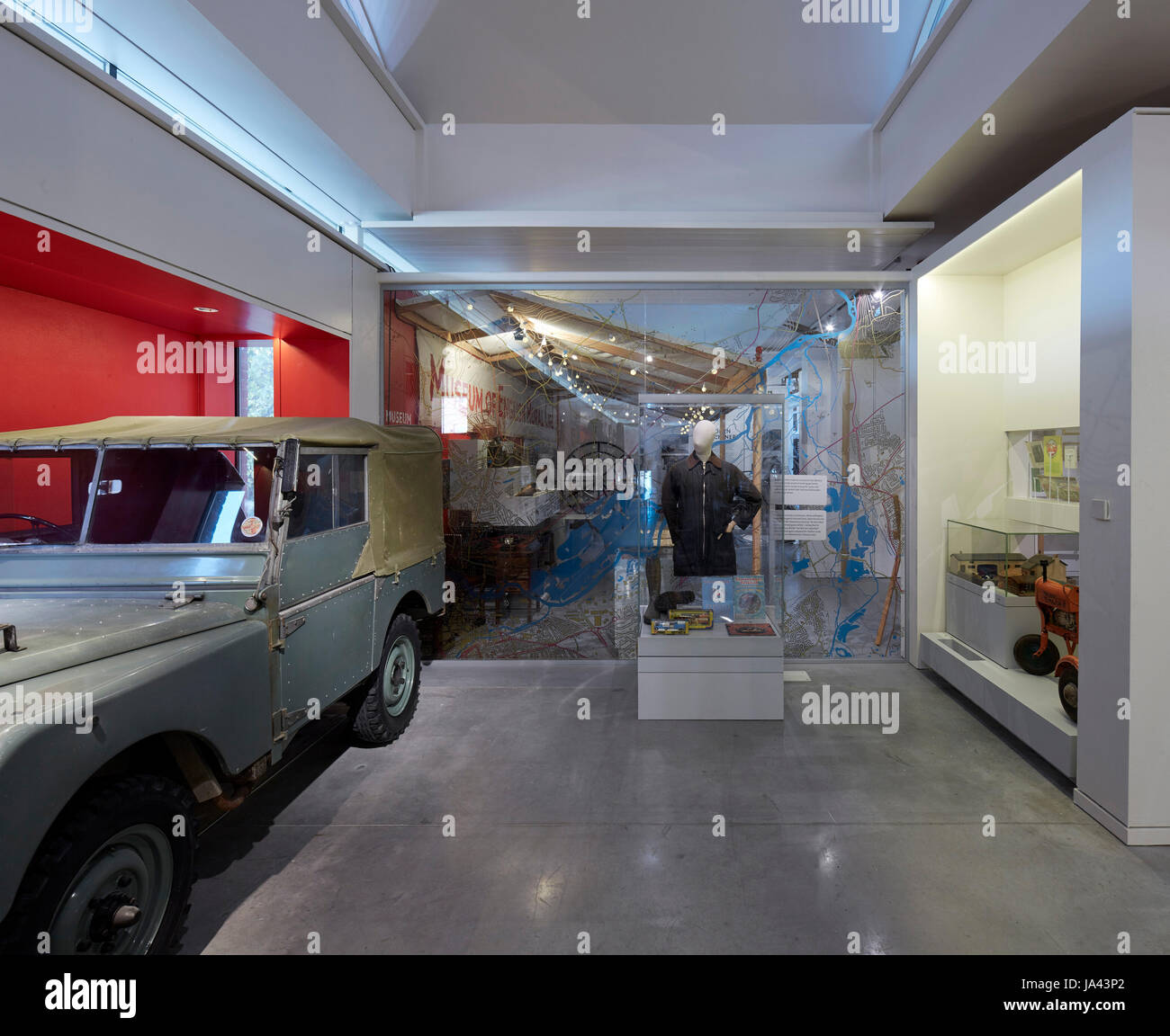 Land rover museum hires stock photography and images Alamy