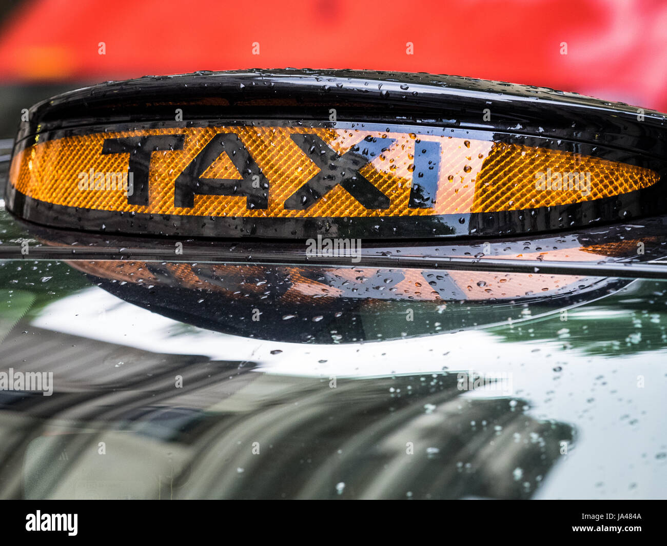 Taxi cab roof sign hires stock photography and images Alamy