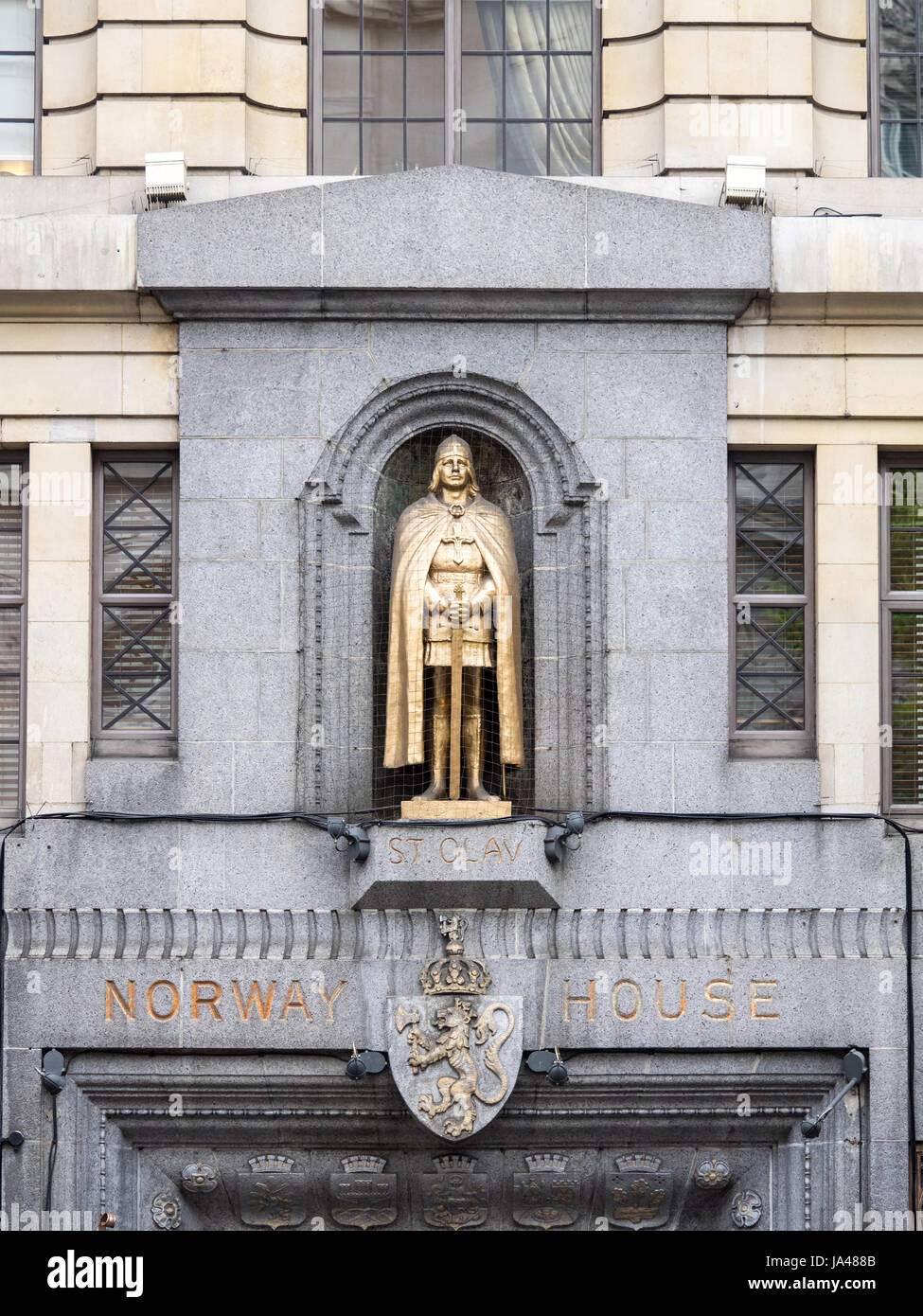 Statue on Norway House in Cockspur Street in Central London, nr Trafalgar Square. It formerly housed the Norwegian Embassy but is now mixed offices Stock Photo