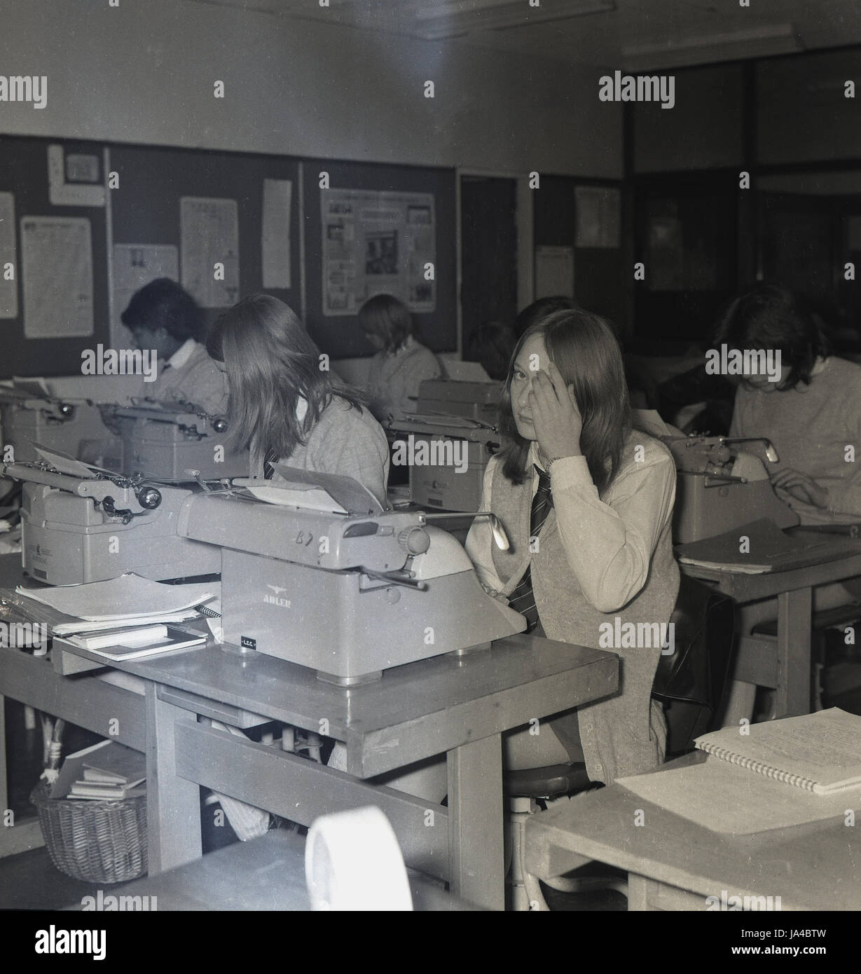 1960s, historical, female sixth-form students in a secretarial class, Sedgehill School, Lewisham, South London, England, UK,opened in 1957 and one of the first comprehensive schools in Britian, Stock Photo