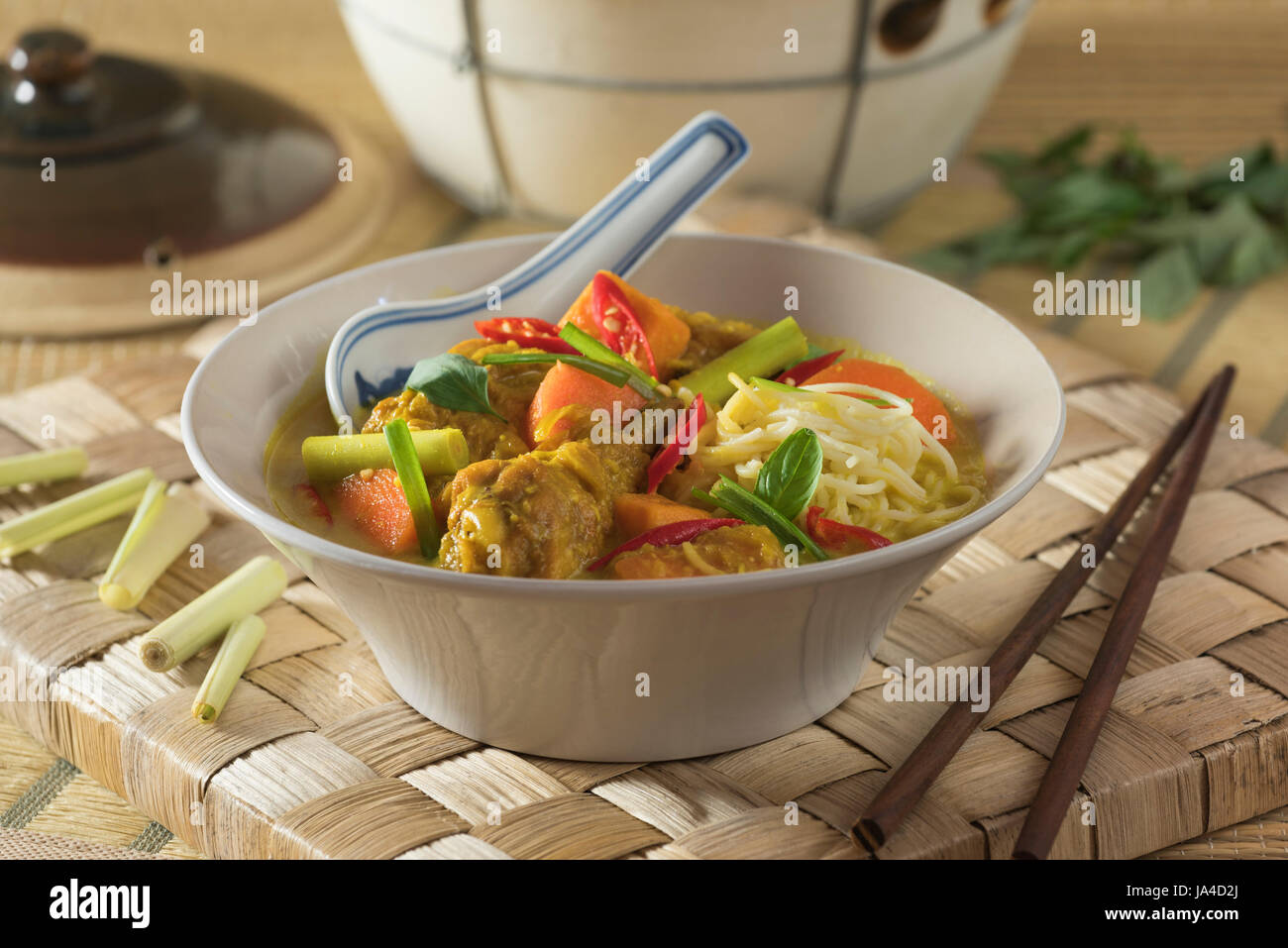 Cà ri gà. Vietnamese chicken curry. Vietnam Food Stock Photo - Alamy
