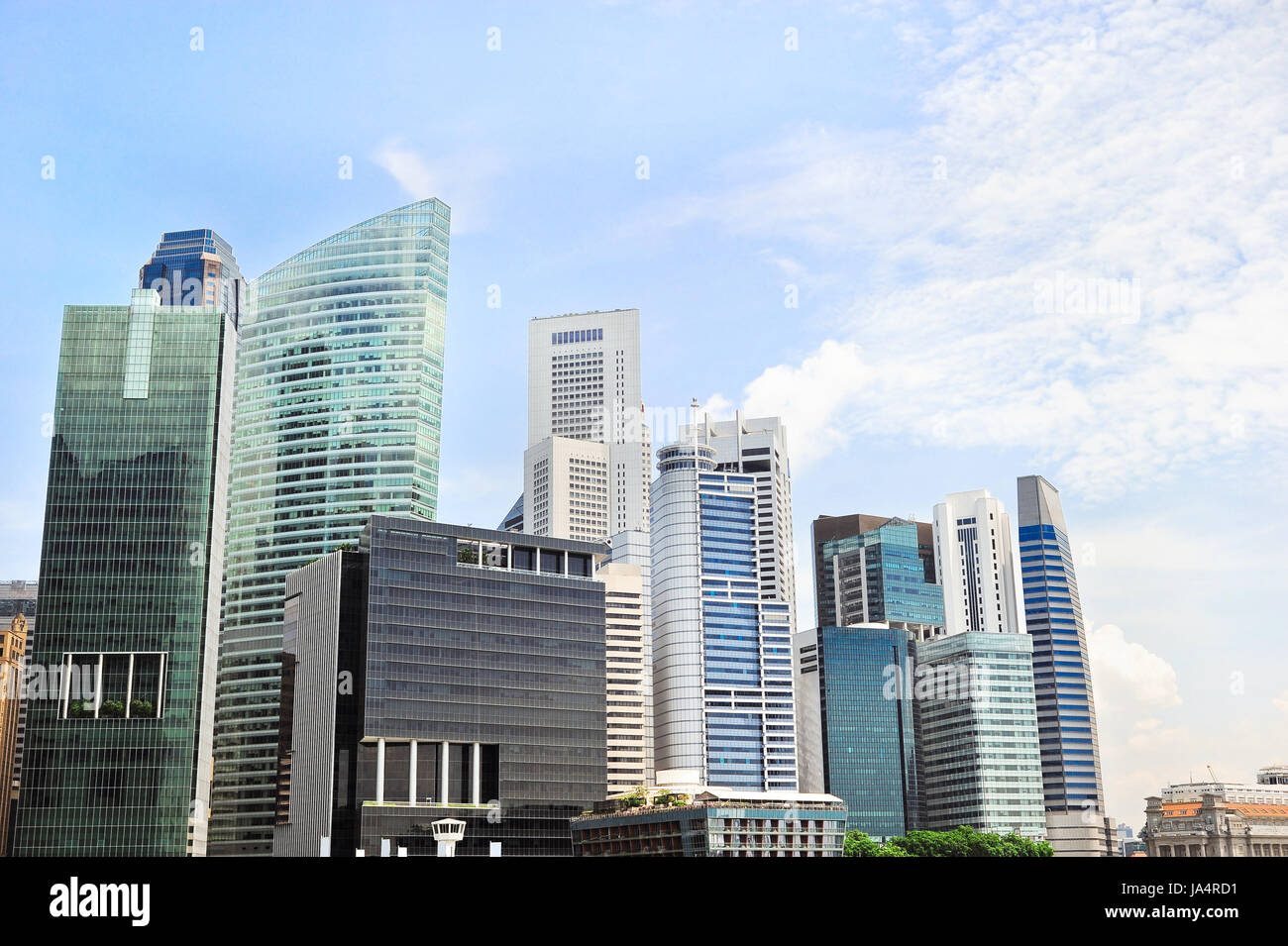 Sunny day singapore city living hi-res stock photography and images - Alamy