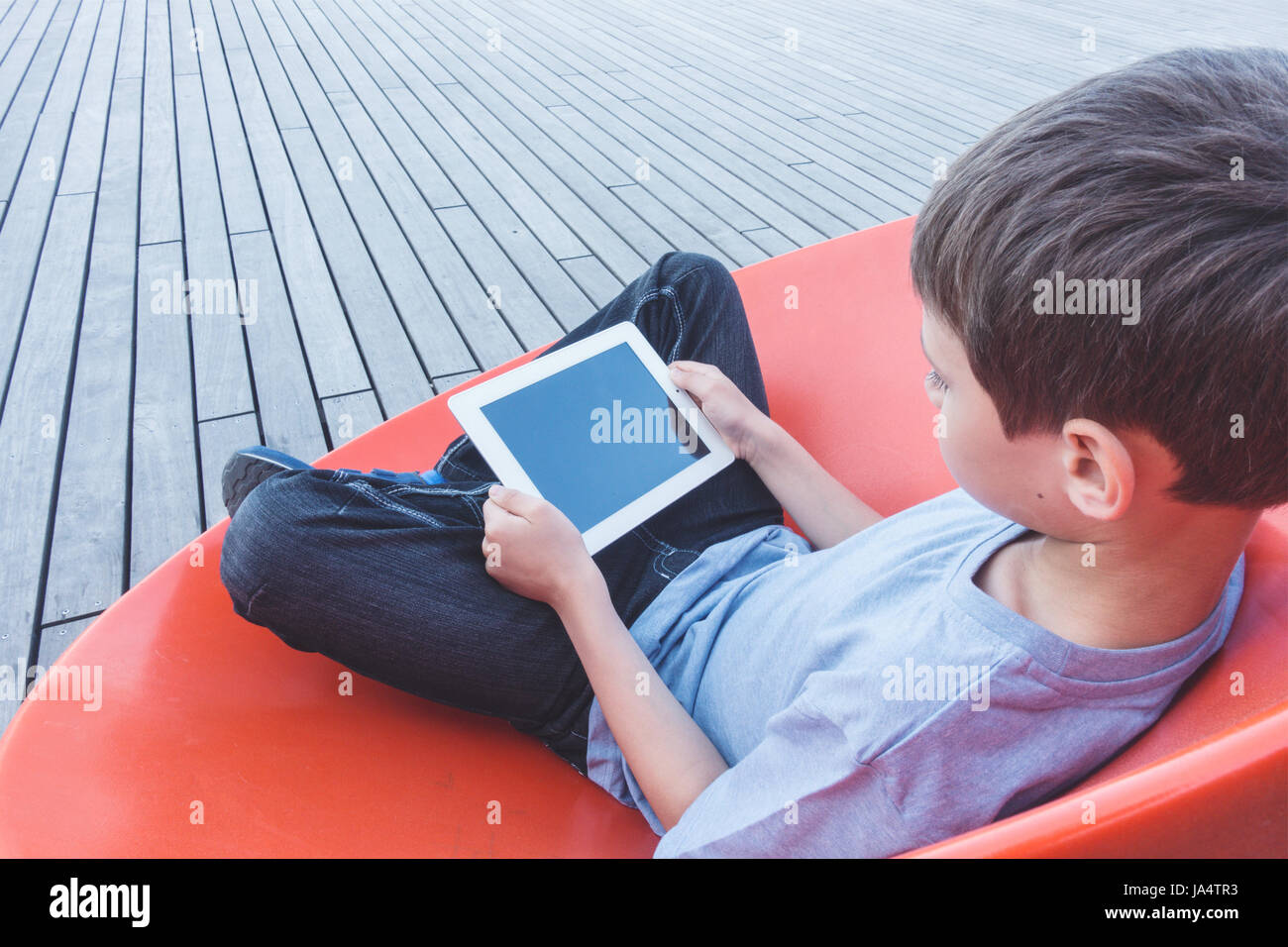 Child computer back view school hi-res stock photography and images - Alamy