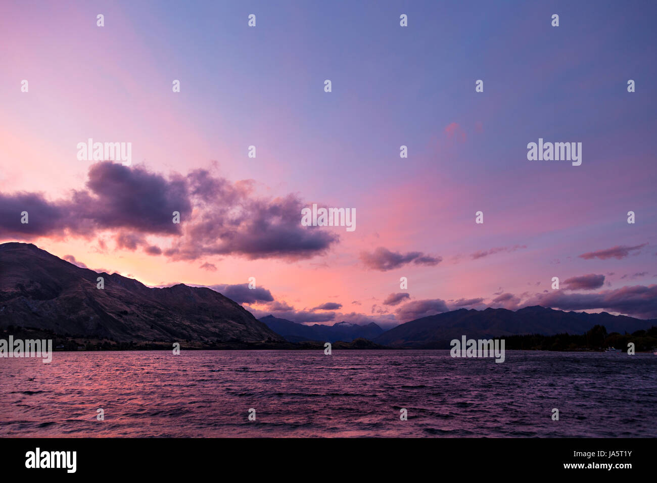Wanaka new zealand sunset hi-res stock photography and images - Alamy