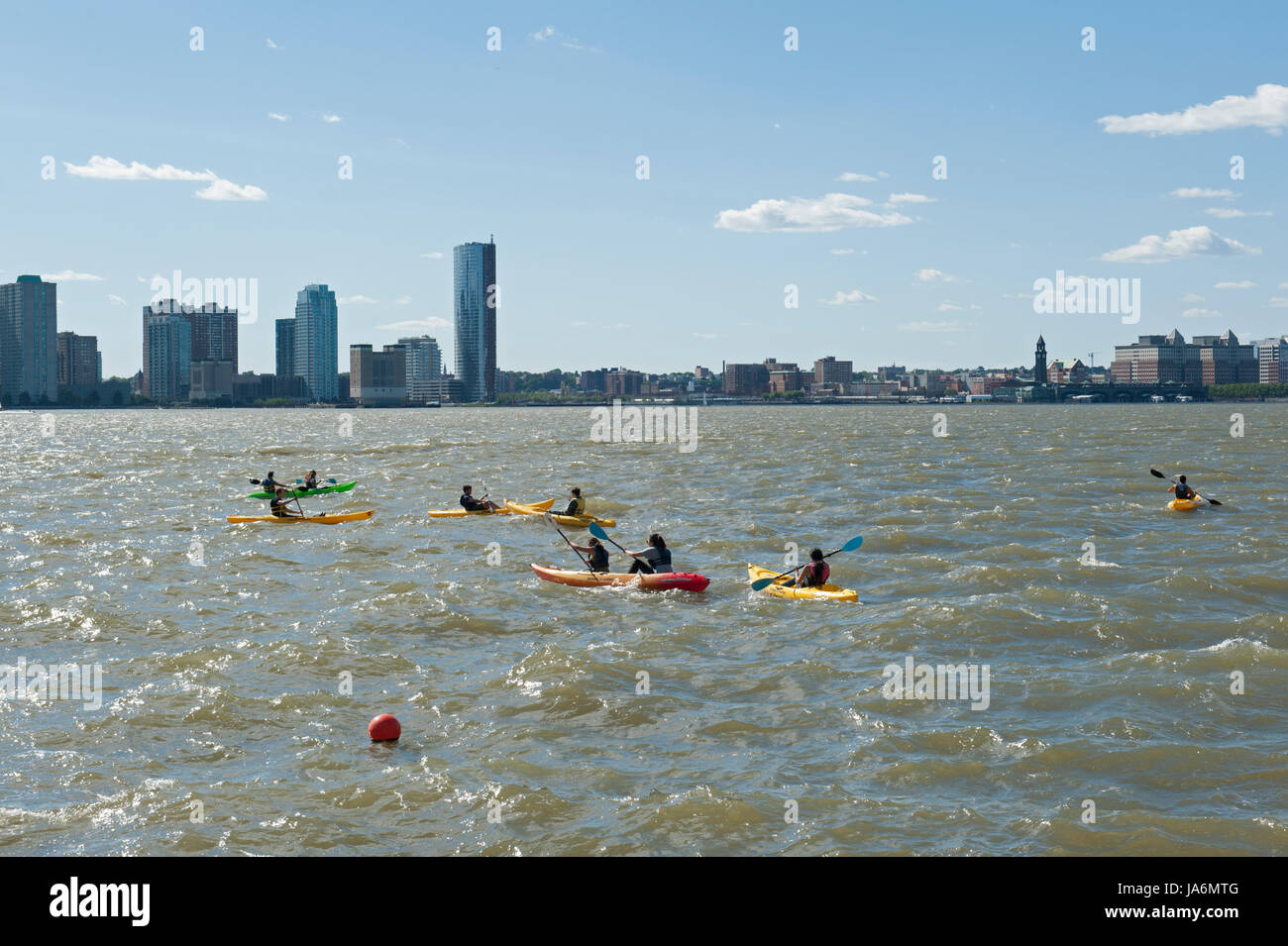 free kayak pier 26