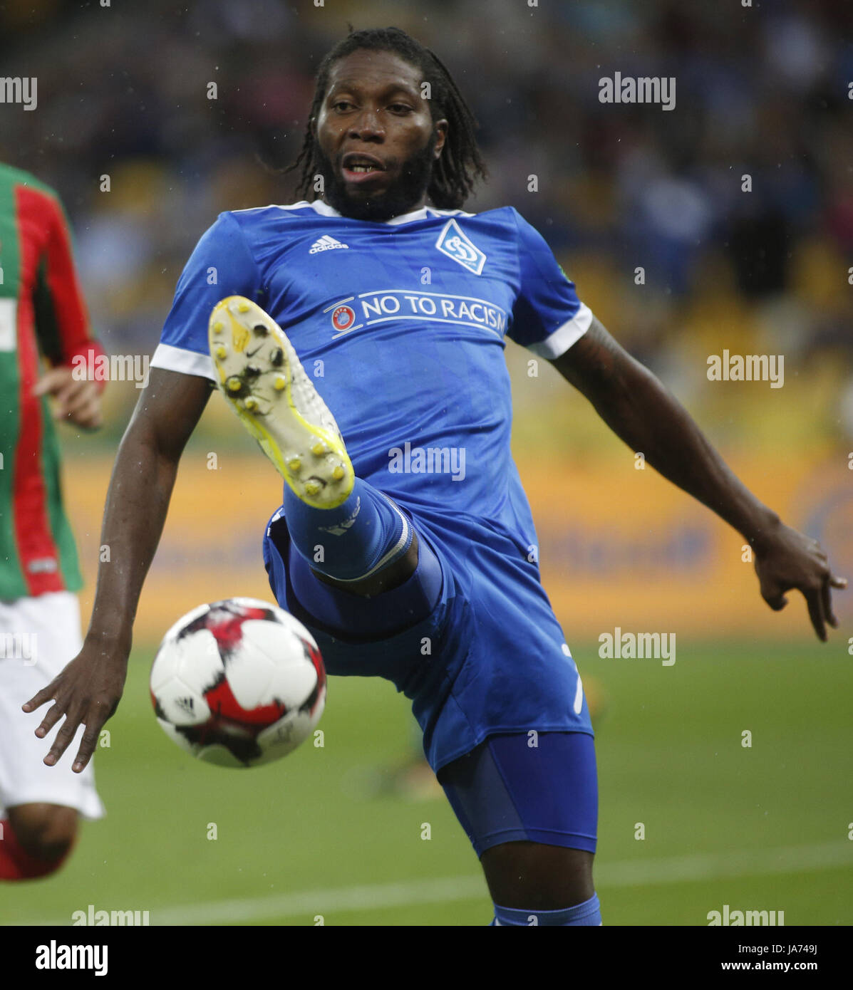 RSC Anderlecht thank Mbokani for his strong contribution into club's  achievements - FC Dynamo Kyiv official website