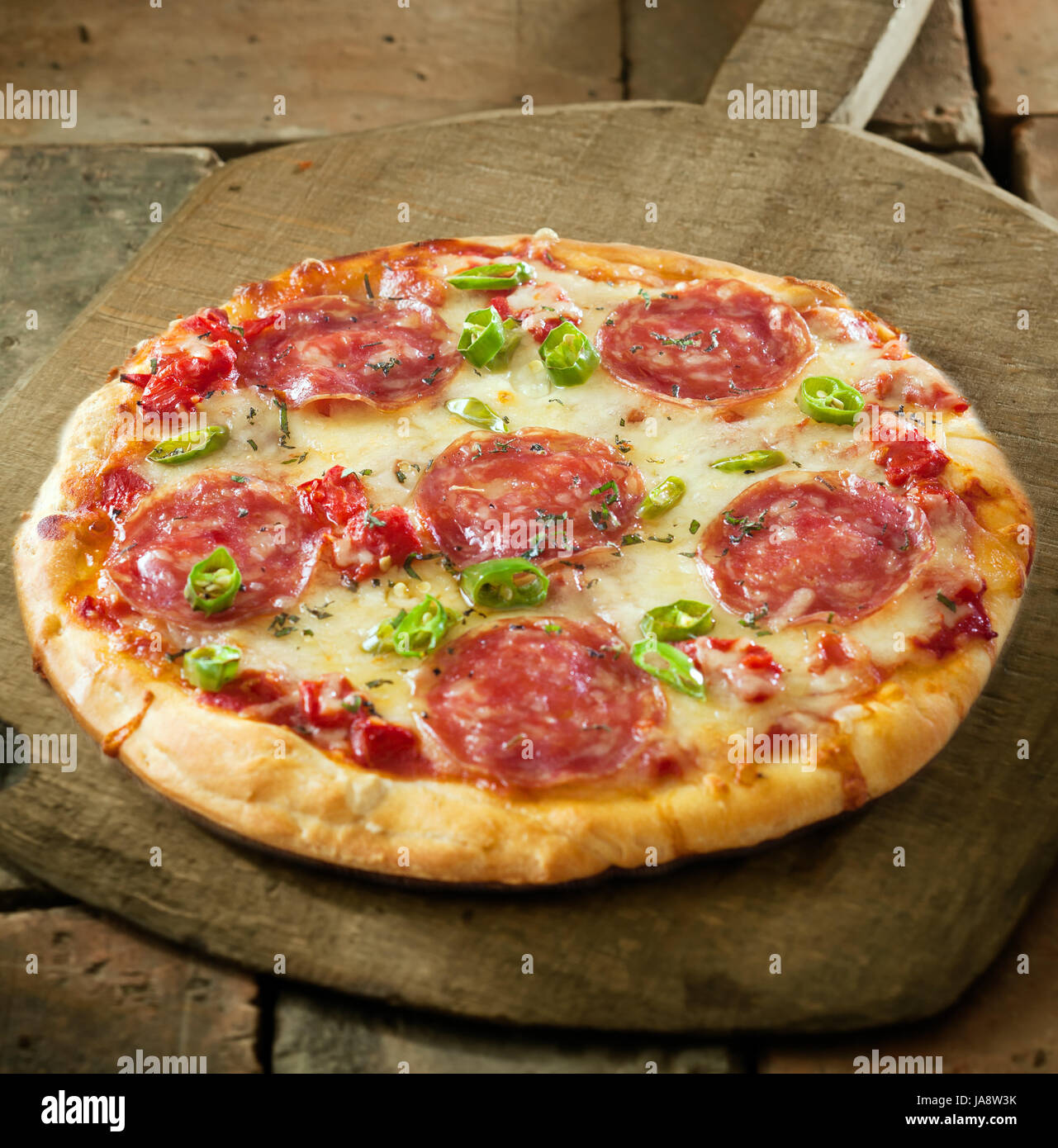 какую колбасу положить в пиццу пепперони фото 1
