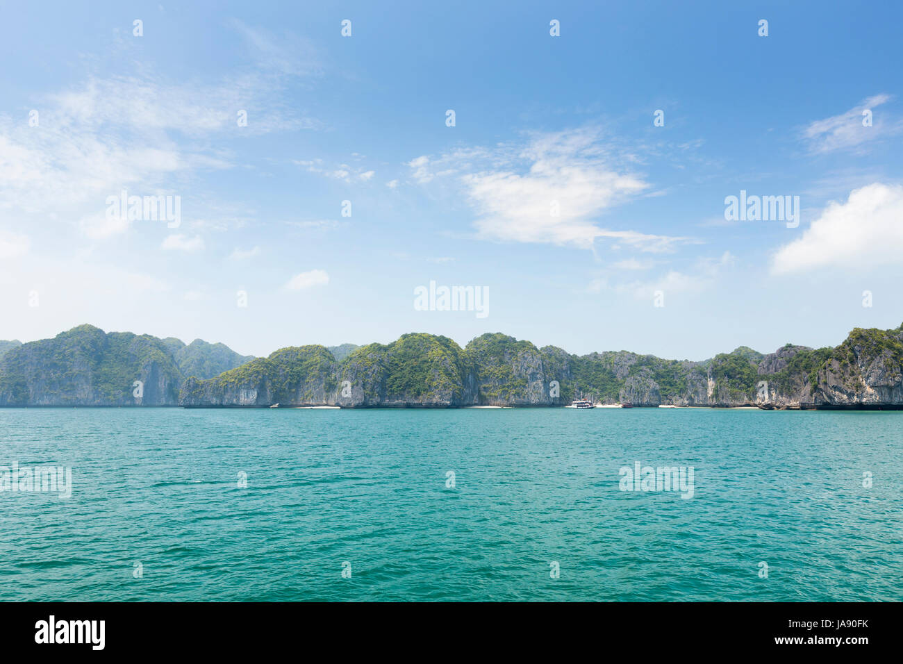 A view of the spectacular limestone karst formations in Lan Ha Bay, Halong Bay, Vietnam Stock Photo