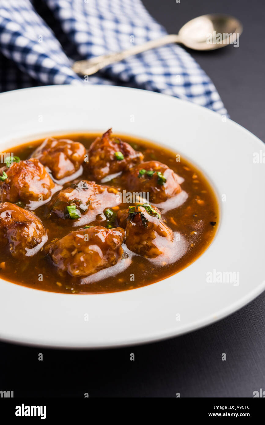 Gobi Manchurian or veg manchurian dry or with gravy Popular street