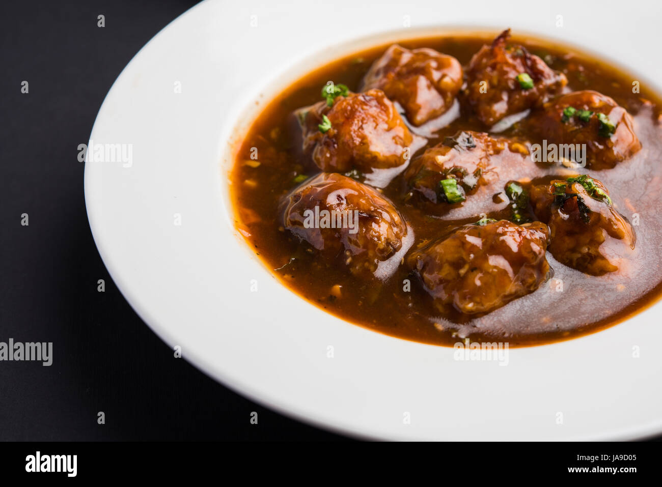 Gobi Manchurian or veg manchurian dry or with gravy Popular street