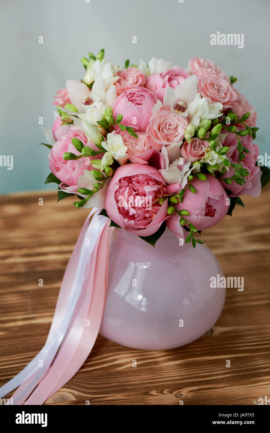 The bride's bouquet of soft pink peonies and white roses . Wedding ...