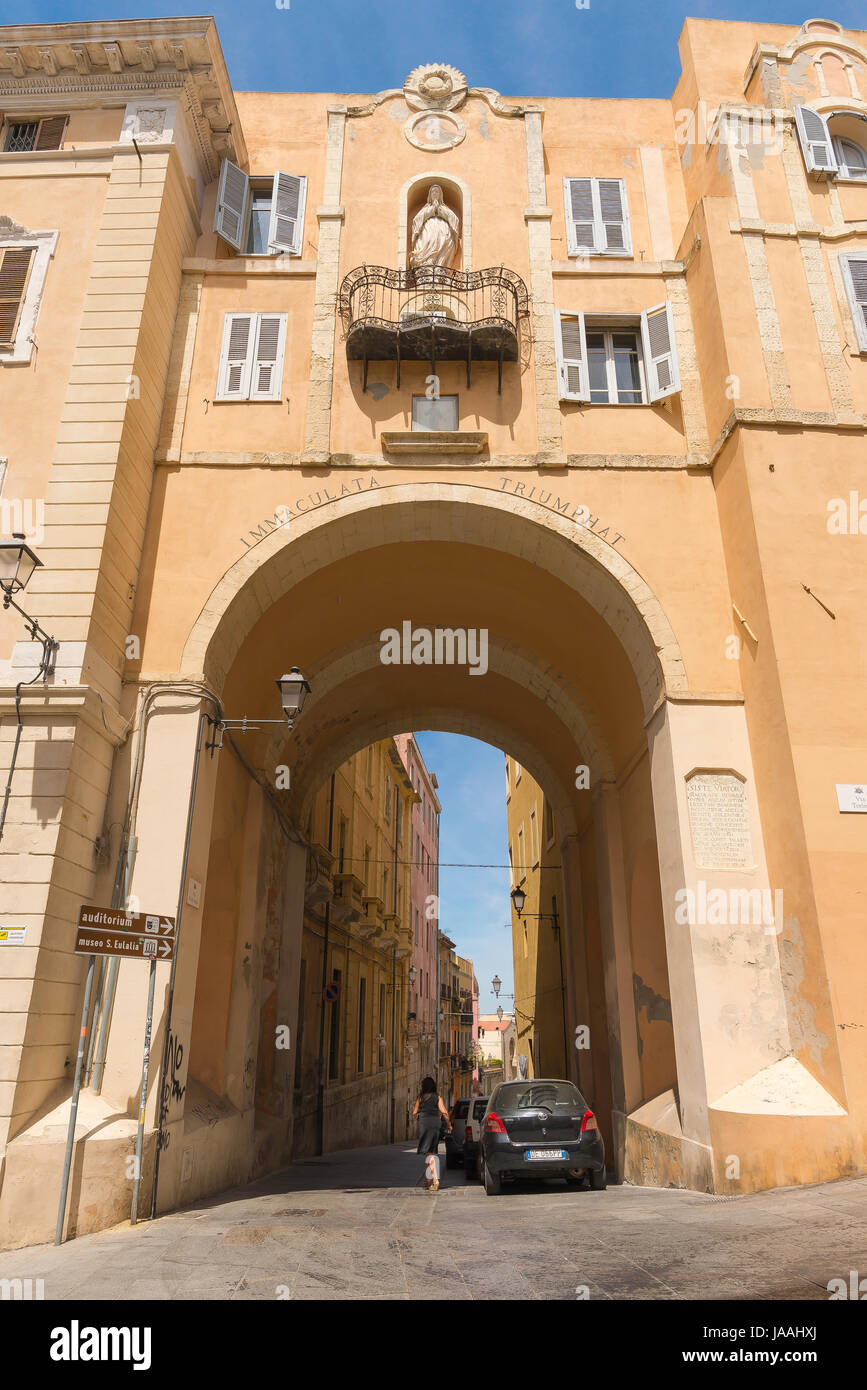 Cagliari Sardinia, baroque arch linking the Via Torino with the Via Principe Amadeo in the the old town quarter of Cagliari, Sardinia. Stock Photo