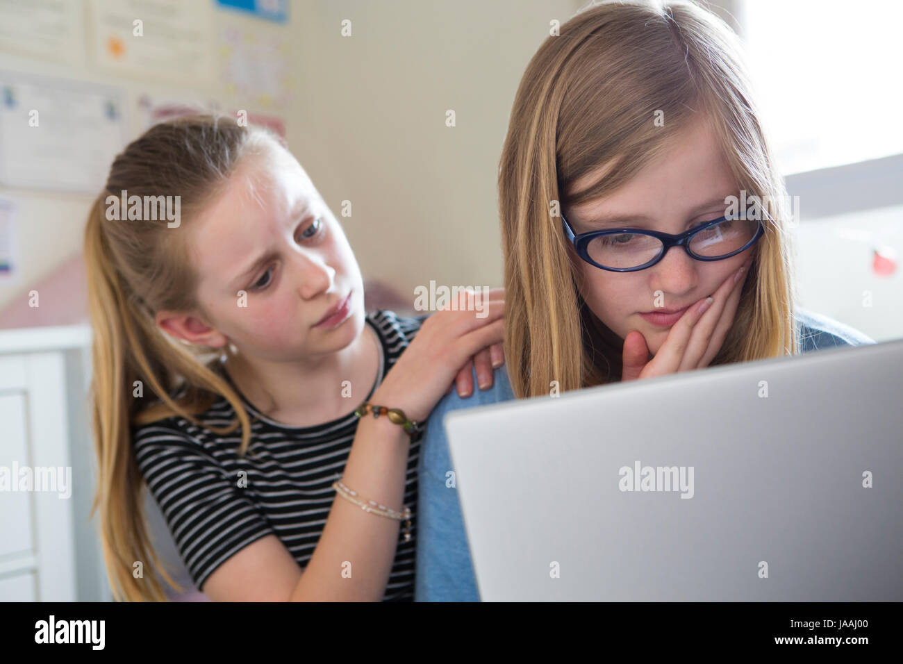 Pre teen hi-res stock photography and images - Alamy
