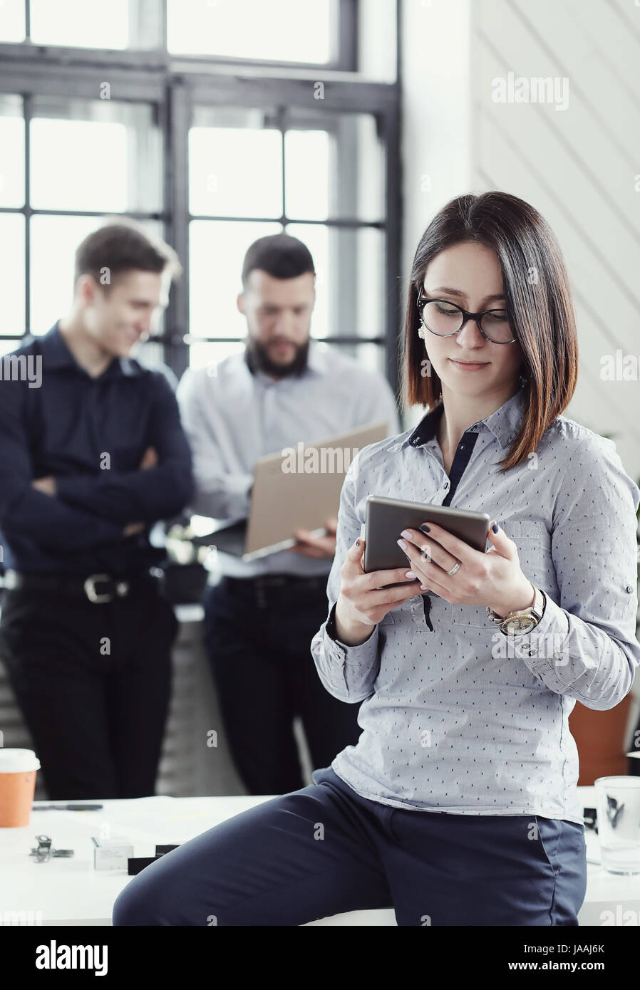Professional group business people hi-res stock photography and images ...
