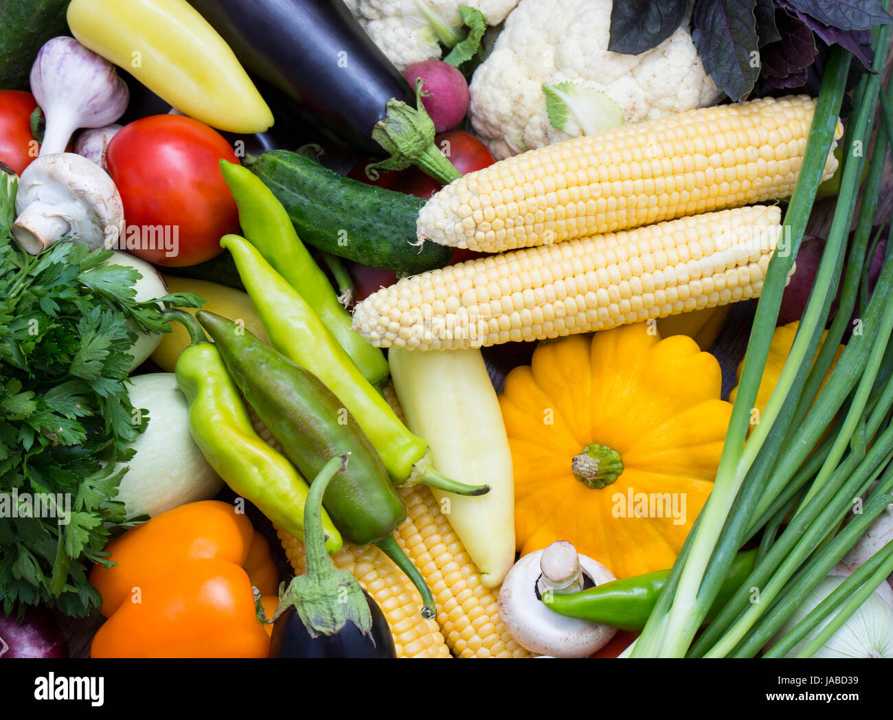 Background of fresh vegetables and greens closeup Stock Photo - Alamy