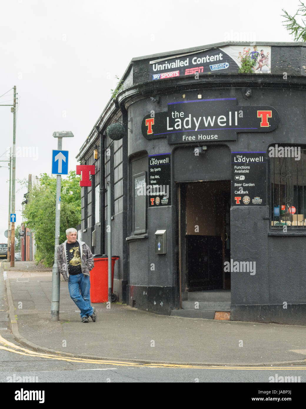 Glasgow pub The Ladywell Free House, Glasgow, Scotland, UK Stock