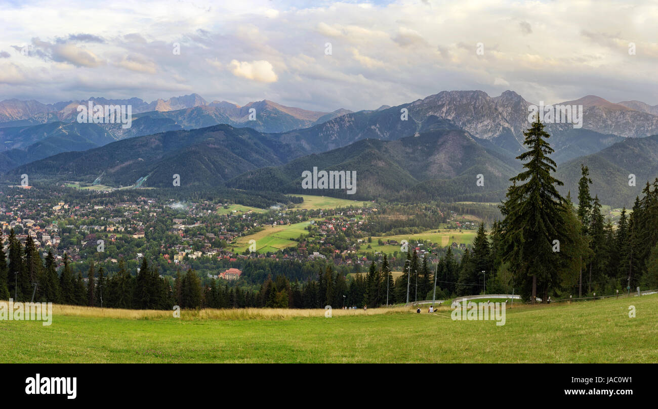 Panoramic view of Tatra Mountains and Zakopane from Gubalowka Hill, Poland Stock Photo