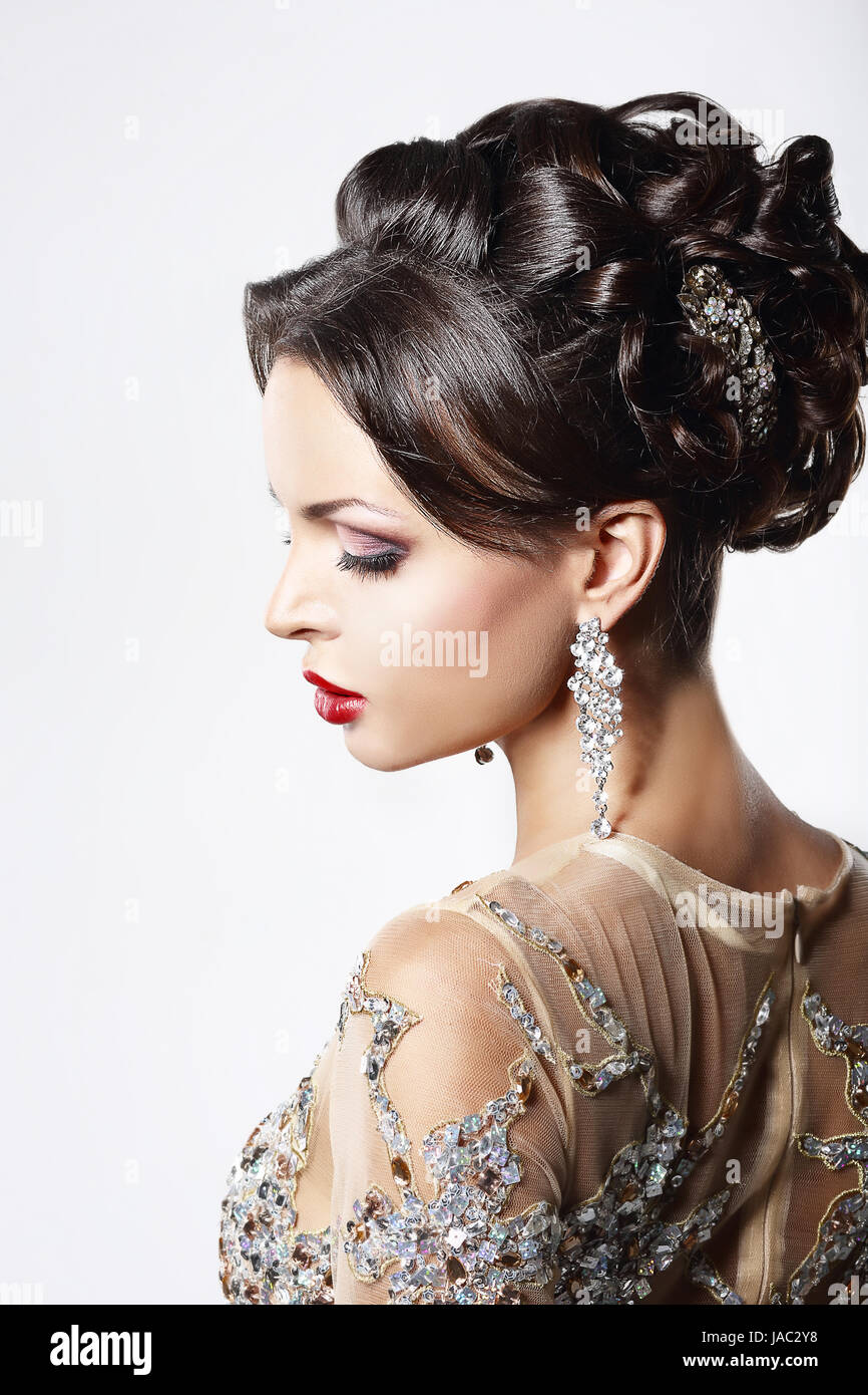 Profile Of Classy Brown Hair Lady With Jewelry And Festive